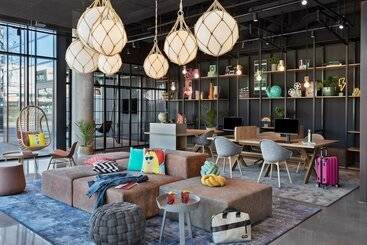 هتل Moxy Szczecin City