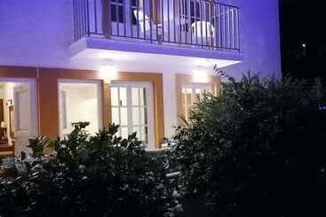 Katerina Apartments