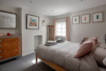 Pearl S Cottage
