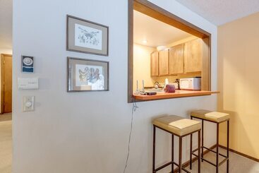 33sw   Wifi   Fireplace   Amenities   Sleeps 4