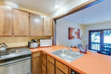 33sw   Wifi   Fireplace   Amenities   Sleeps 4