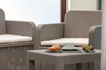 پانسیون Capotesta Luxury Rooms