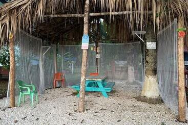 تختخواب و صبحانه River Bend Resort Belize