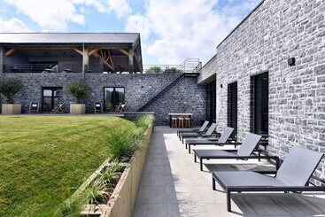 هتل Durbuy Suites