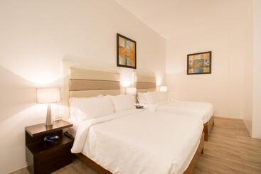 Marzon Hotel Kalibo