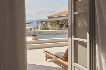 هتل Mandraki Beach Resort   Adults Only