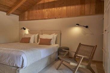 هتل Mandraki Beach Resort   Adults Only
