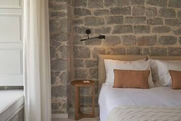 هتل Mandraki Beach Resort   Adults Only