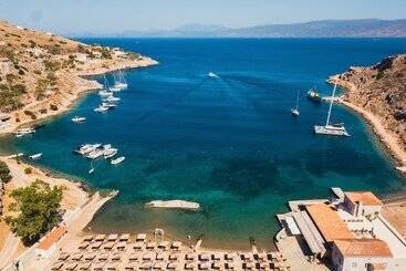هتل Mandraki Beach Resort   Adults Only