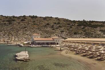 هتل Mandraki Beach Resort   Adults Only