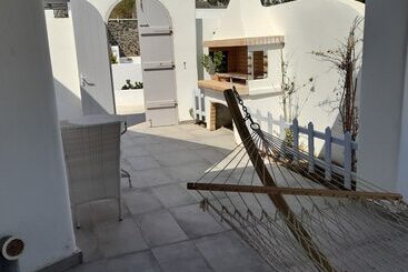 هتل Sea Paradise Villas