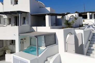 هتل Sea Paradise Villas