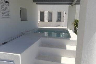 هتل Sea Paradise Villas