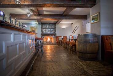 هتل The Tennants Arms
