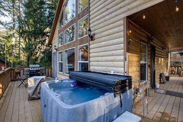 02gs   Wifi   D/w   W/d   Sleeps 8