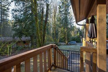 02gs   Wifi   D/w   W/d   Sleeps 8