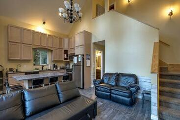 02gs   Wifi   D/w   W/d   Sleeps 8