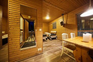 هتل Heinolan Heinasaari  Holiday And Camping
