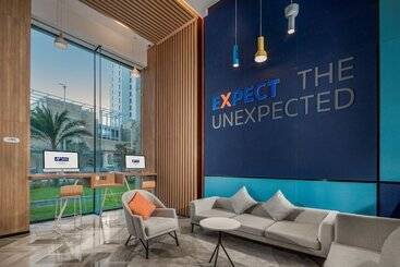 هتل Holiday Inn Express Beihai Silver Beach, An Ihg