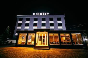 هتل Rikuest