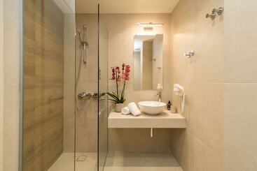 Antel Suites & Apartments