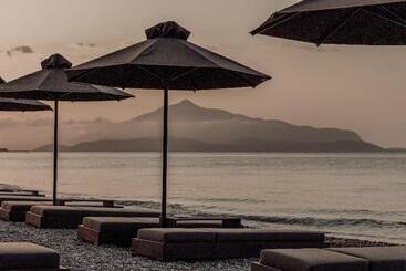 هتل Casa Cook Samos   Adults Only