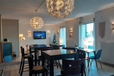 هتل Fuzei Hôtel Lorient Lanester