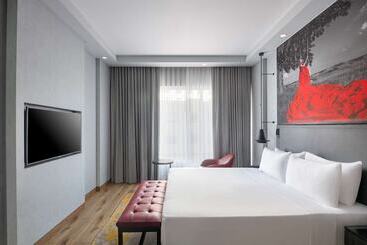 هتل Radisson Red Chandigarh Mohali