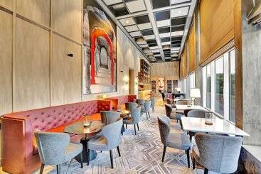 هتل Radisson Red Chandigarh Mohali