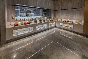 هتل Radisson Red Chandigarh Mohali