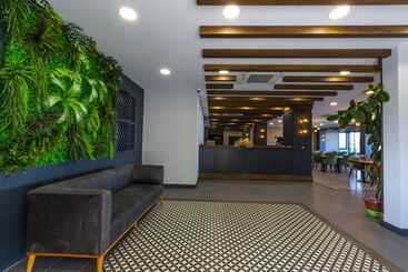 Santana Otel