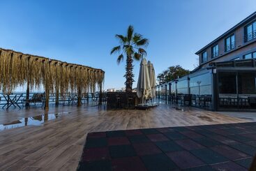 Santana Otel