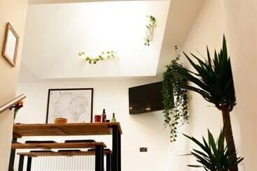 Luxury Thatched Country Cottage   Dartmoor, Devon