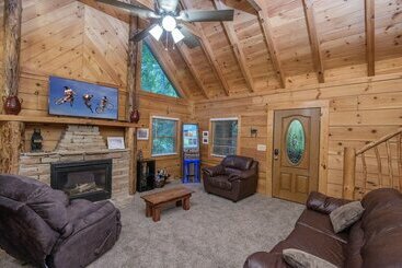 Squirrel S Leap By Eagles Ridge Resort