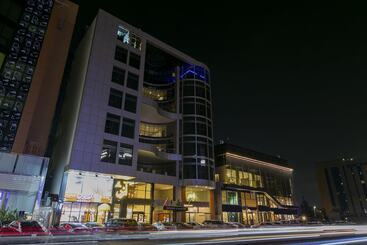 هتل آپارتمان Zara Suites