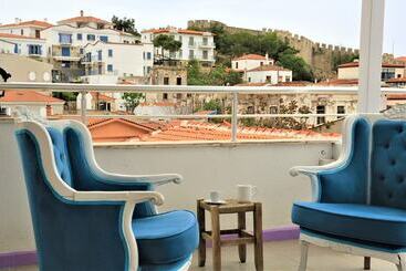 تختخواب و صبحانه Lavender Otel
