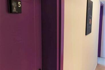 تختخواب و صبحانه Lavender Otel