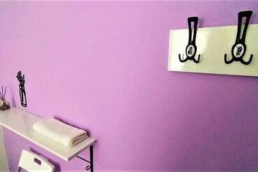تختخواب و صبحانه Lavender Otel