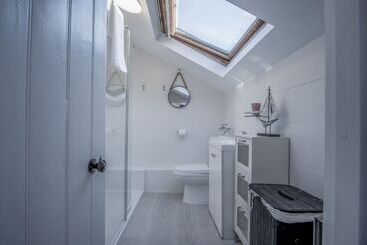 Caleb S Cottage   4 Bed Cottage   Solva