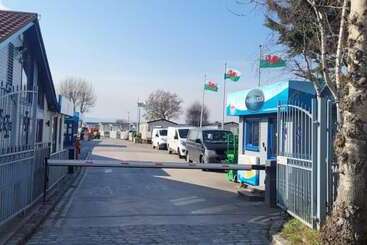 هتل Family Friendly 2 Bed Caravan In Rhyl, North Wales
