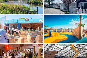 هتل Family Friendly 2 Bed Caravan In Rhyl, North Wales
