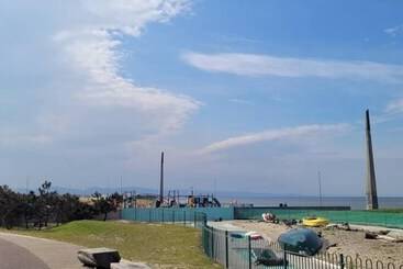 هتل Family Friendly 2 Bed Caravan In Rhyl, North Wales