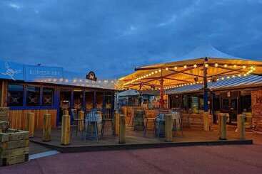 هتل Family Friendly 2 Bed Caravan In Rhyl, North Wales