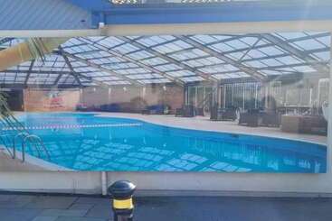 هتل Family Friendly 2 Bed Caravan In Rhyl, North Wales