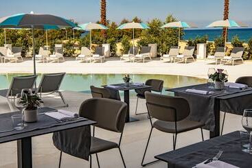 هتل Resort La Battigia Beach & Spa