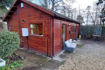 Beautiful 1 Bed Log Cabin In Retford Close To A1