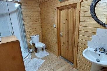 Beautiful 1 Bed Log Cabin In Retford Close To A1