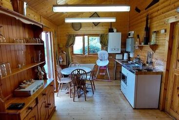 Beautiful 1 Bed Log Cabin In Retford Close To A1