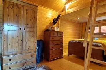Beautiful 1 Bed Log Cabin In Retford Close To A1