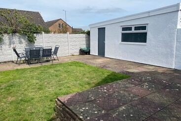 بيت ريفى Modern, Spacious Walking Distance To Castle & Town